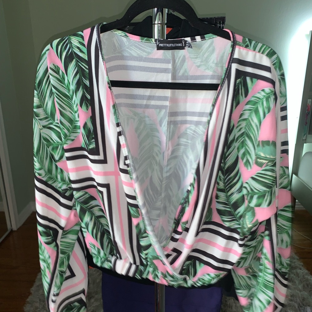 Tropical cropped top